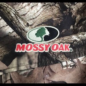 Mossy oak zip up